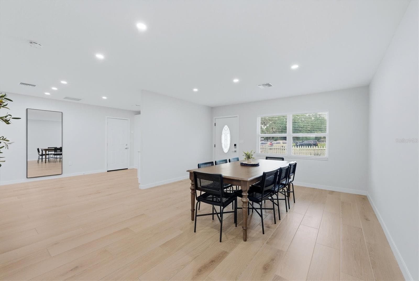 4411 Beneva Road photo 07