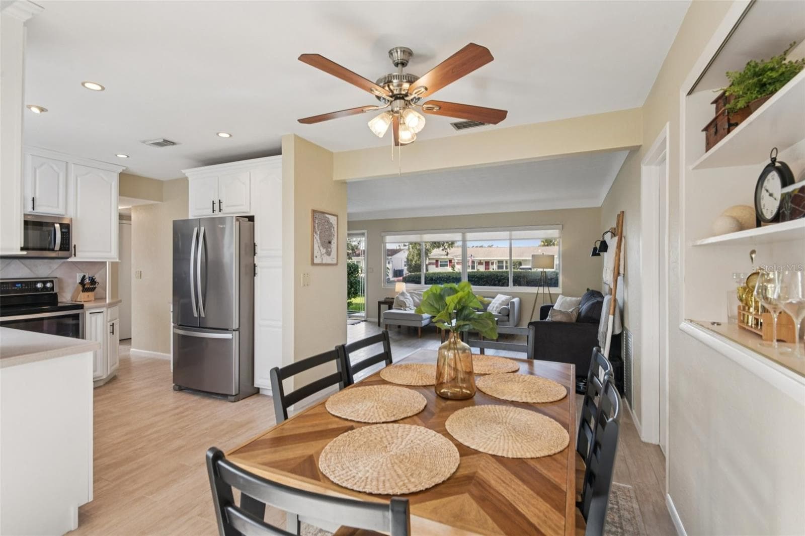 1945 59th Street N photo 07