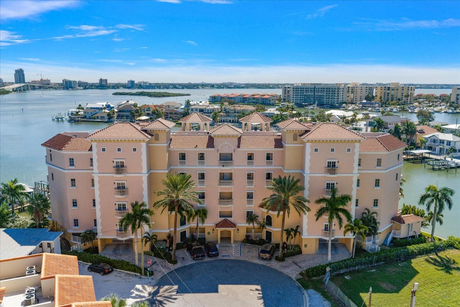 205 Brightwater Drive 401