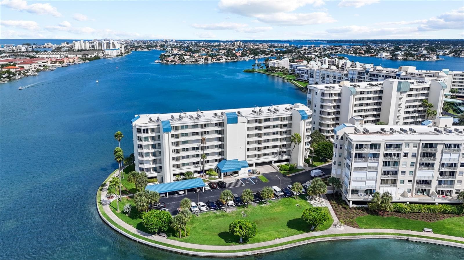 7922 Sailboat Key Boulevard S 206