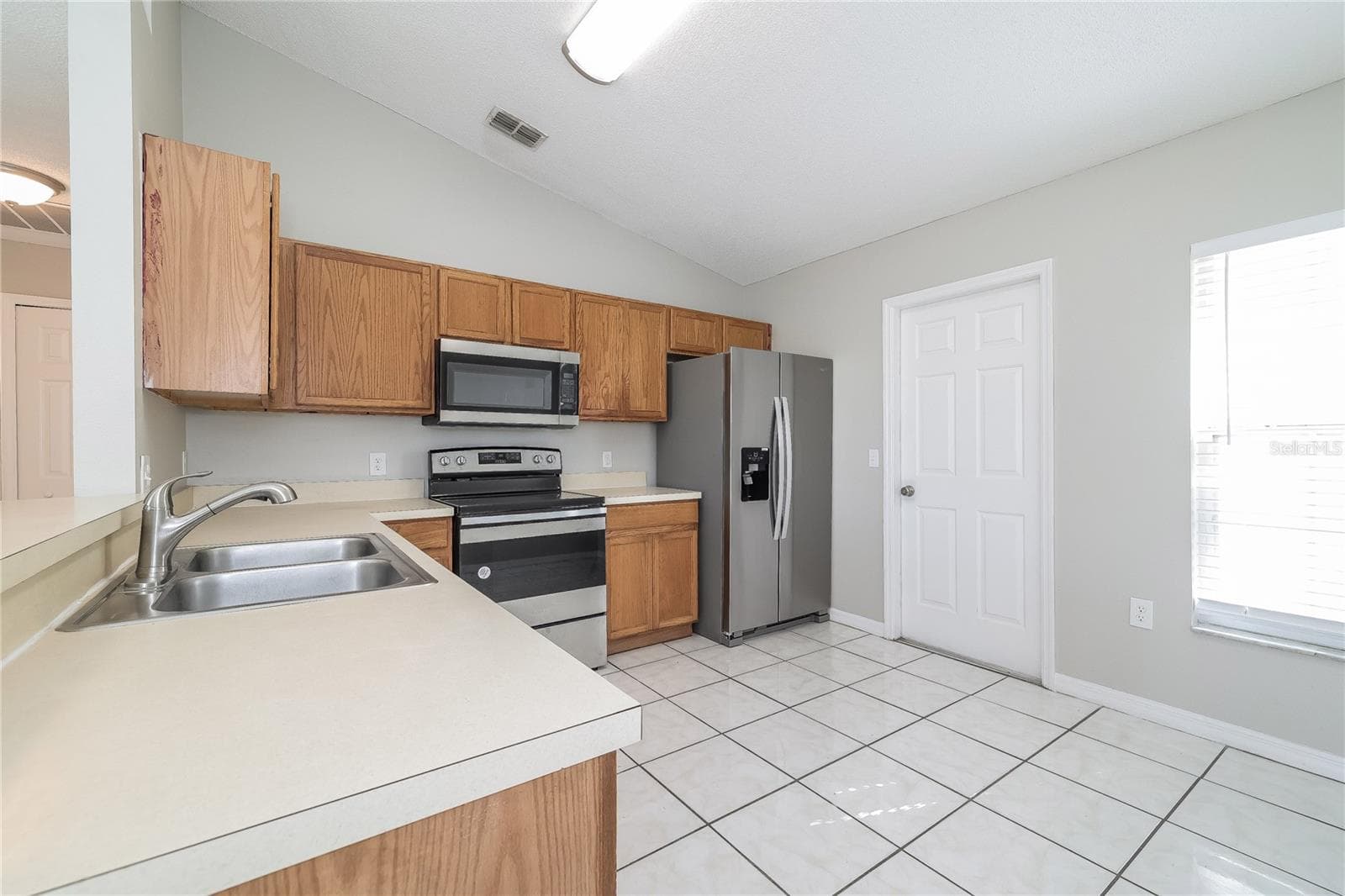 188 Anzio Drive photo 05