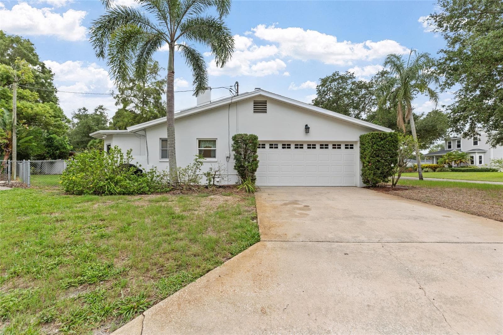 1901 Dormieone Road N photo 06