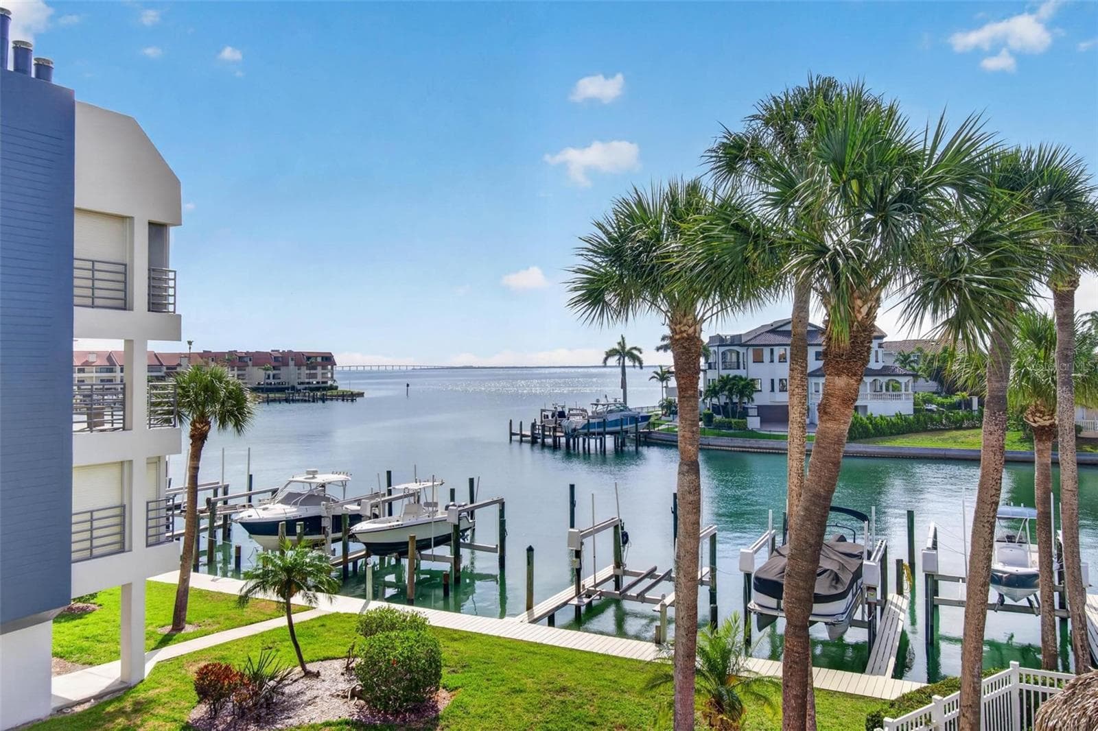 363 Pinellas Bayway S 42