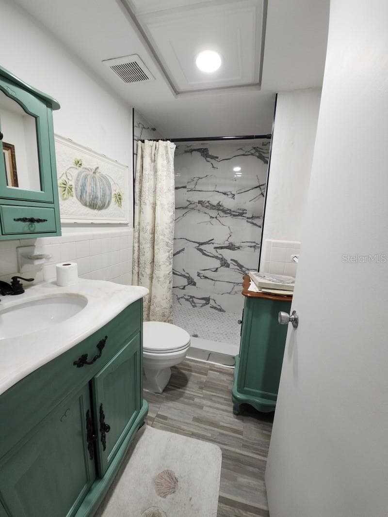300 64th Avenue 426 photo 05