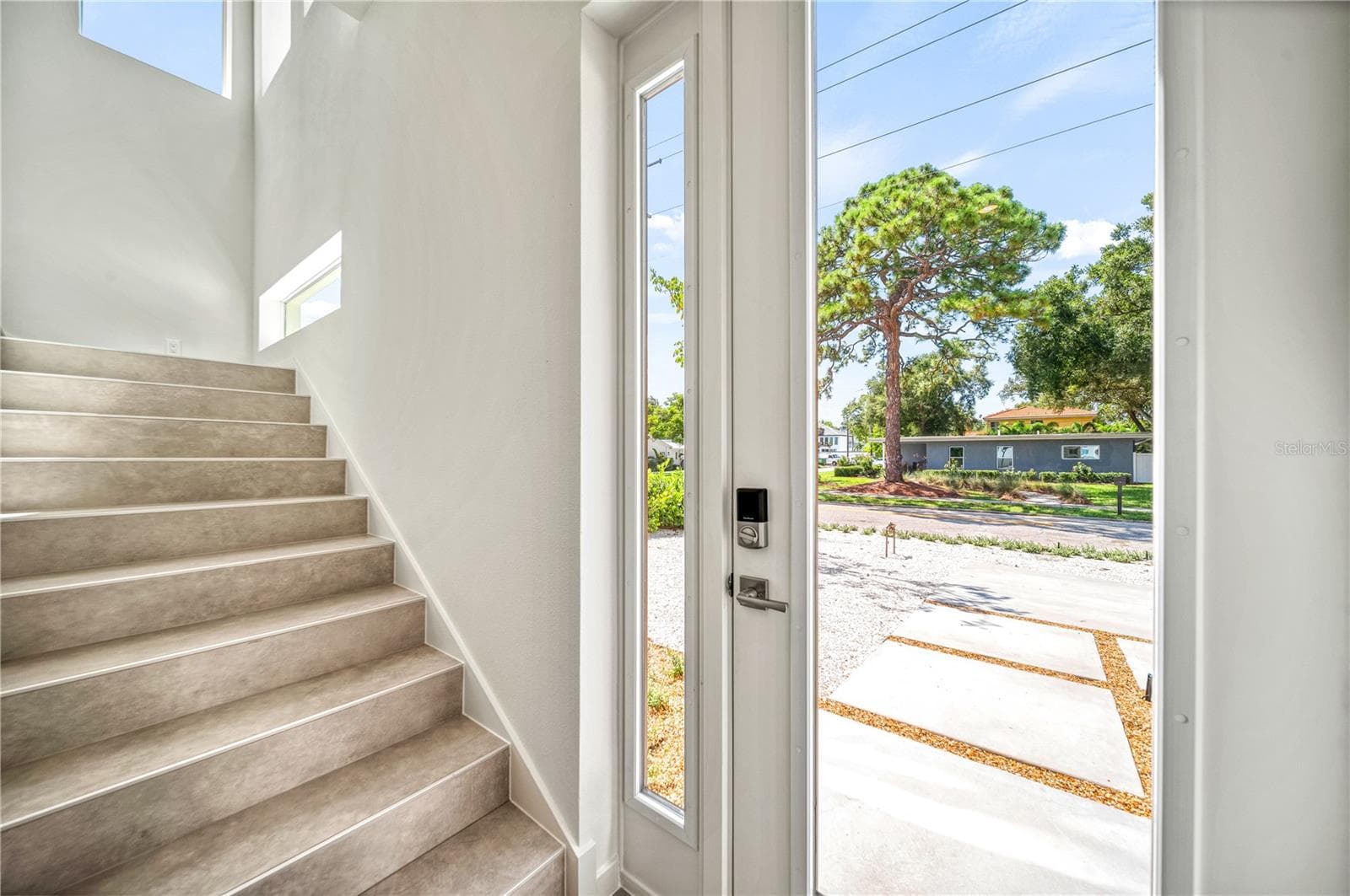 2163 Waldemere Street photo 02