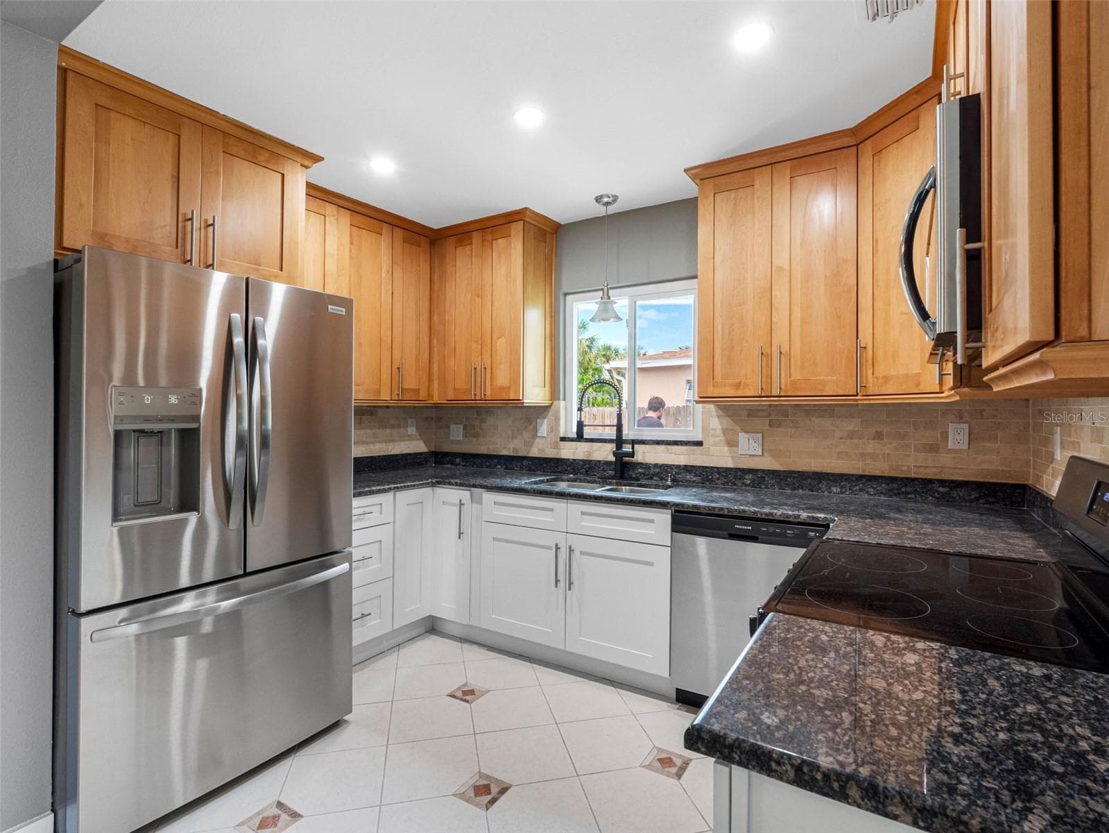 540 80th Avenue photo 06