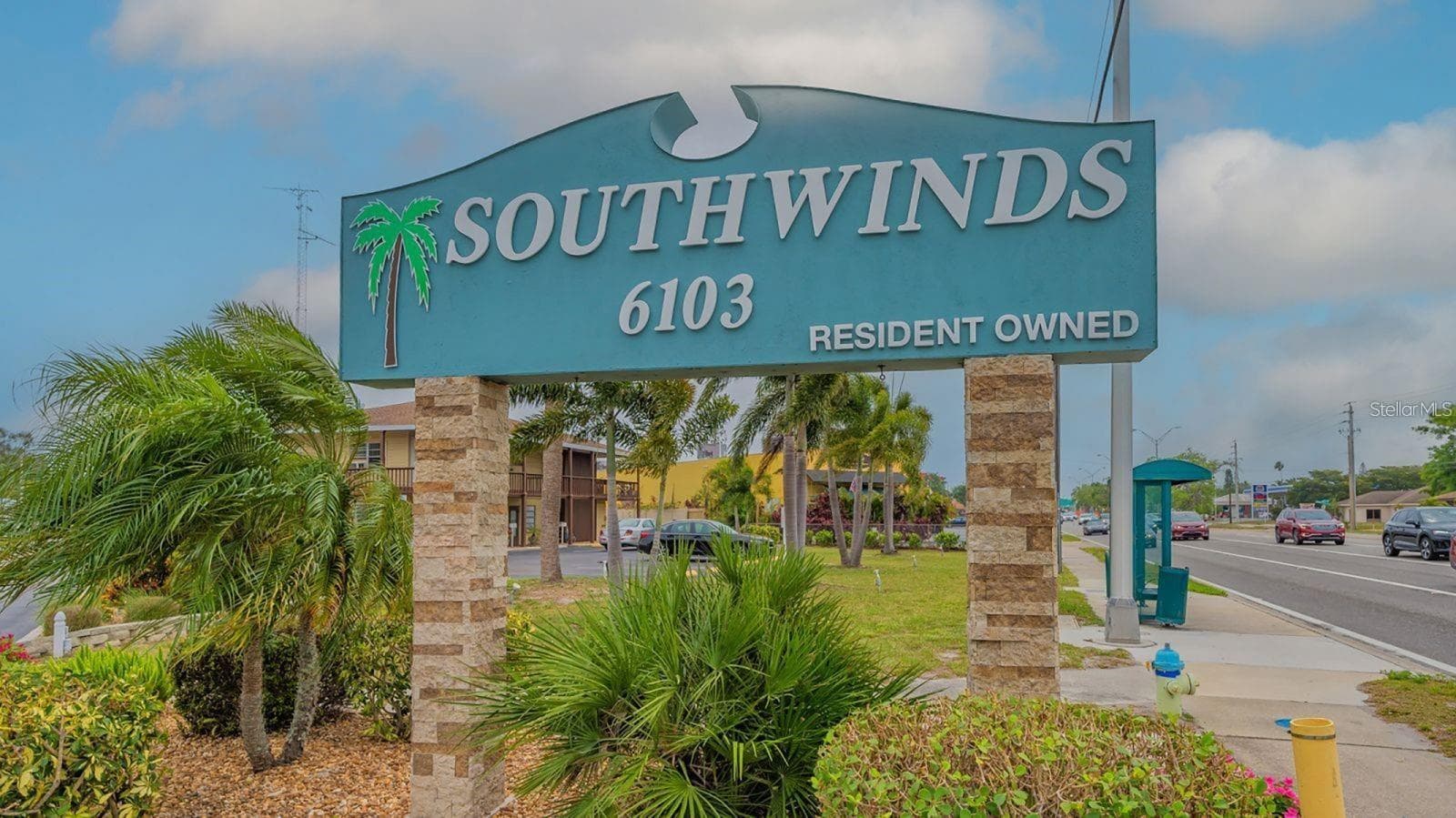 251 Southwinds Drive photo 03