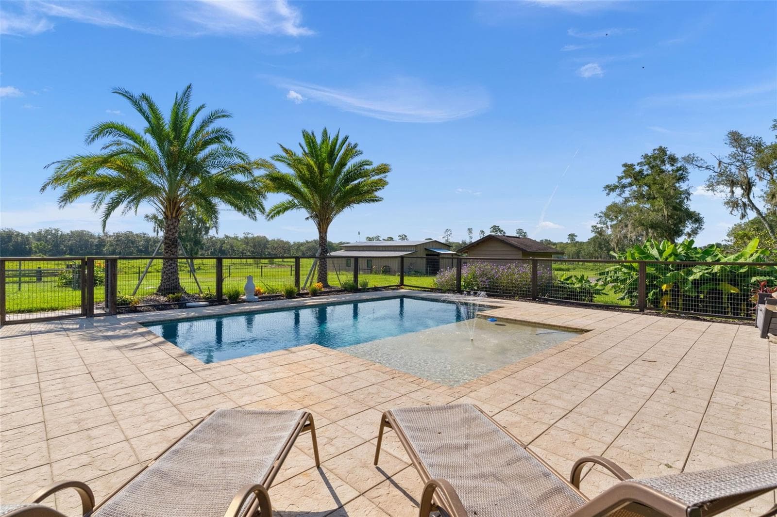 16215 Douglas Road photo 06