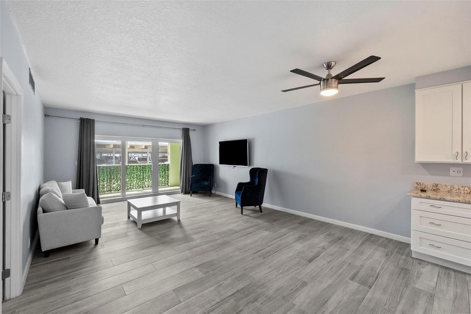 420 64th Avenue 102 photo 05