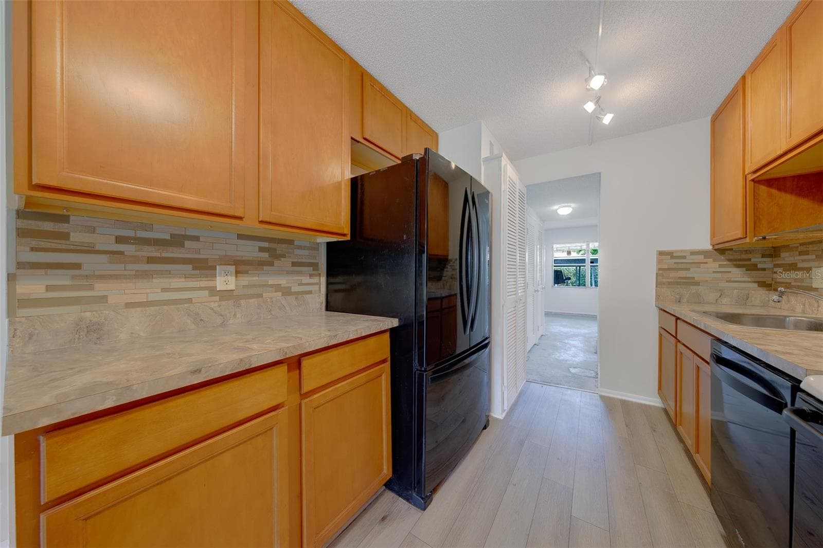 5090 Bay Street NE 124 photo 06
