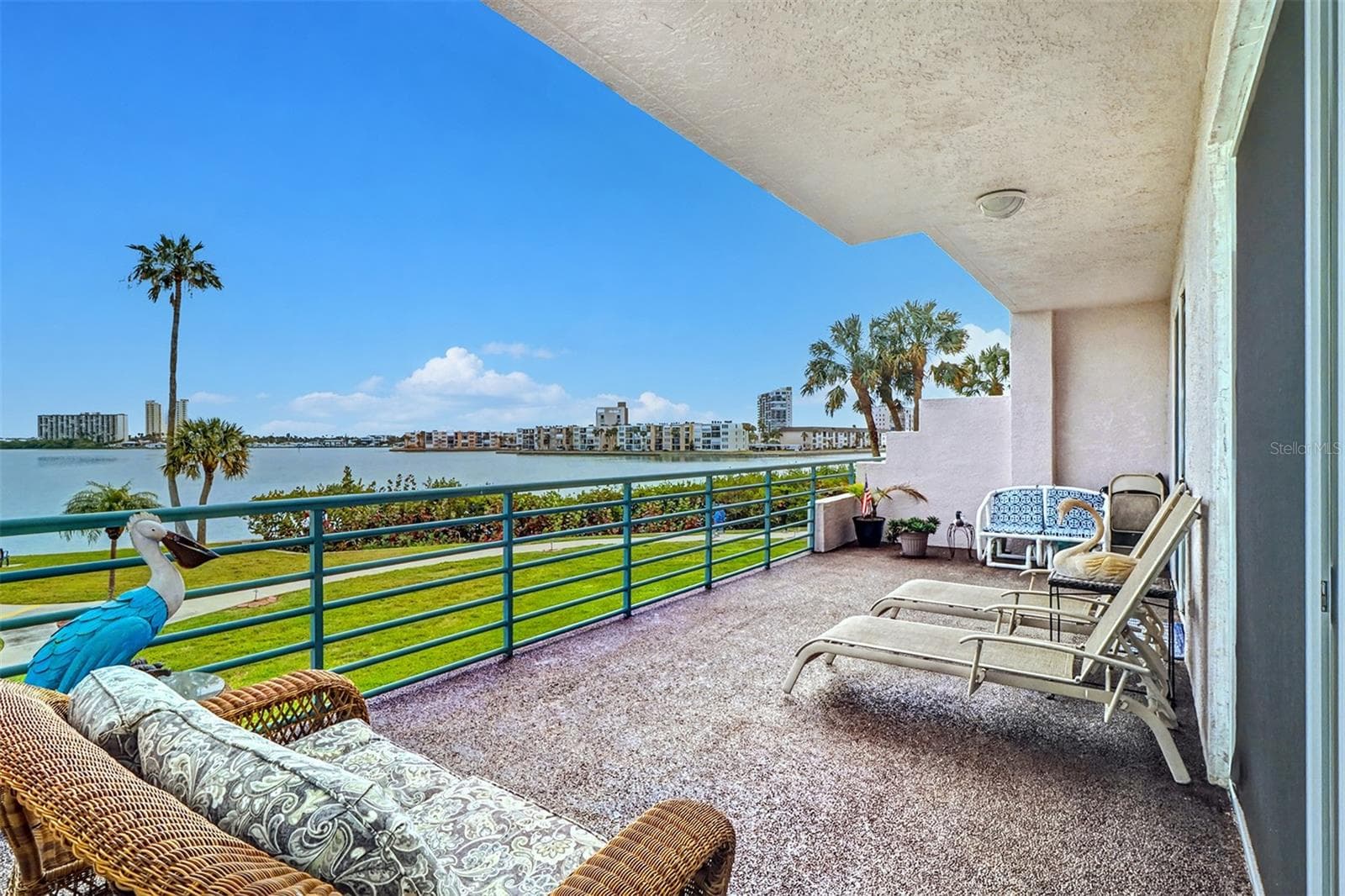 8021 Sailboat Key Boulevard S 101 photo 04