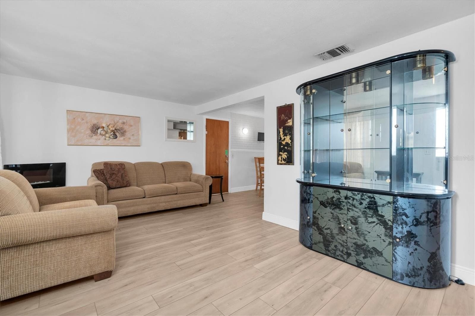 4223 Moog Road photo 03