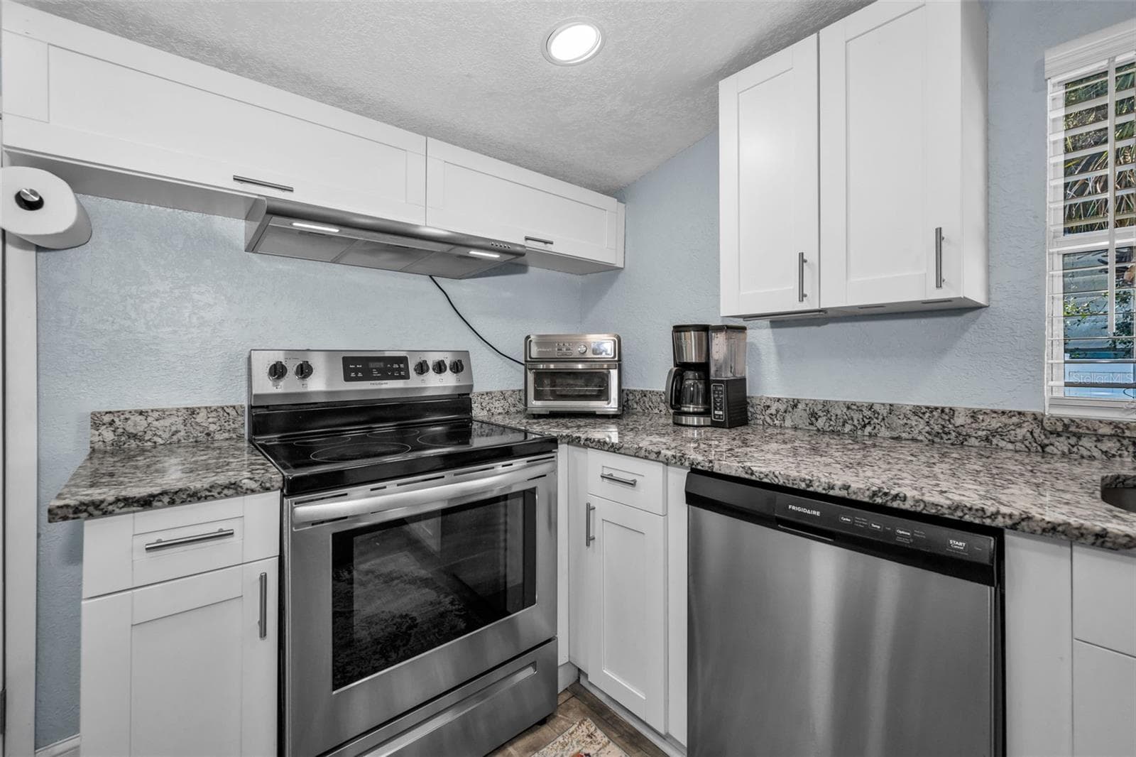 504 70th Avenue photo 05