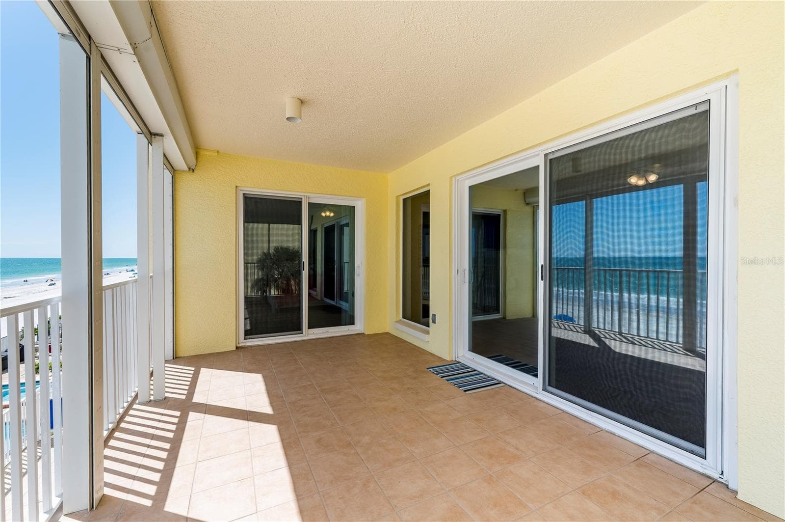 16750 Gulf Boulevard 311 photo 05