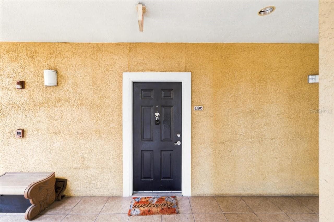 1910 E Palm Avenue 10205 photo 02