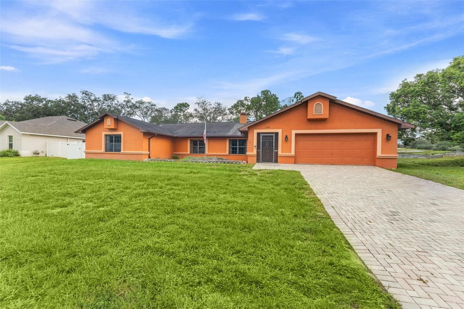 4289 Castle Avenue photo 03