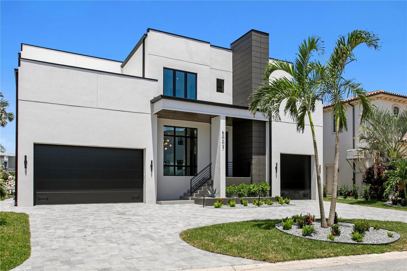 5007 W San Miguel Street photo 03