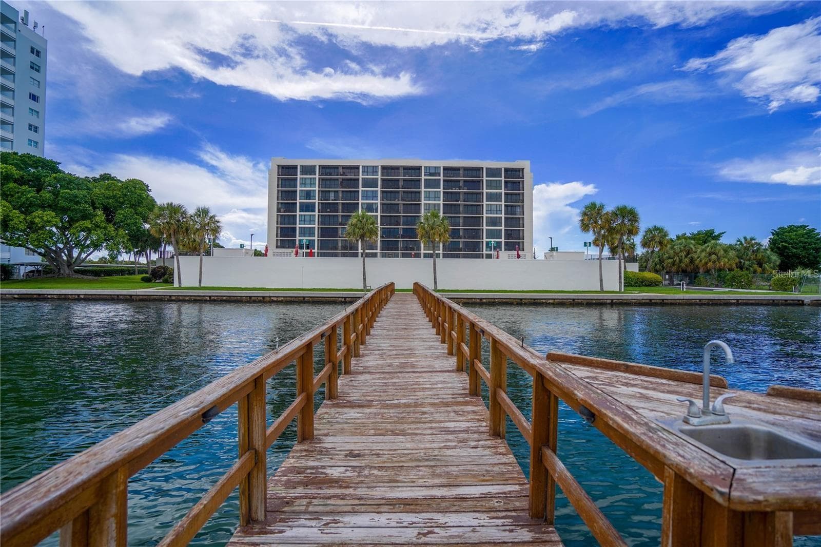 7100 Sunshine Skyway Lane S 201