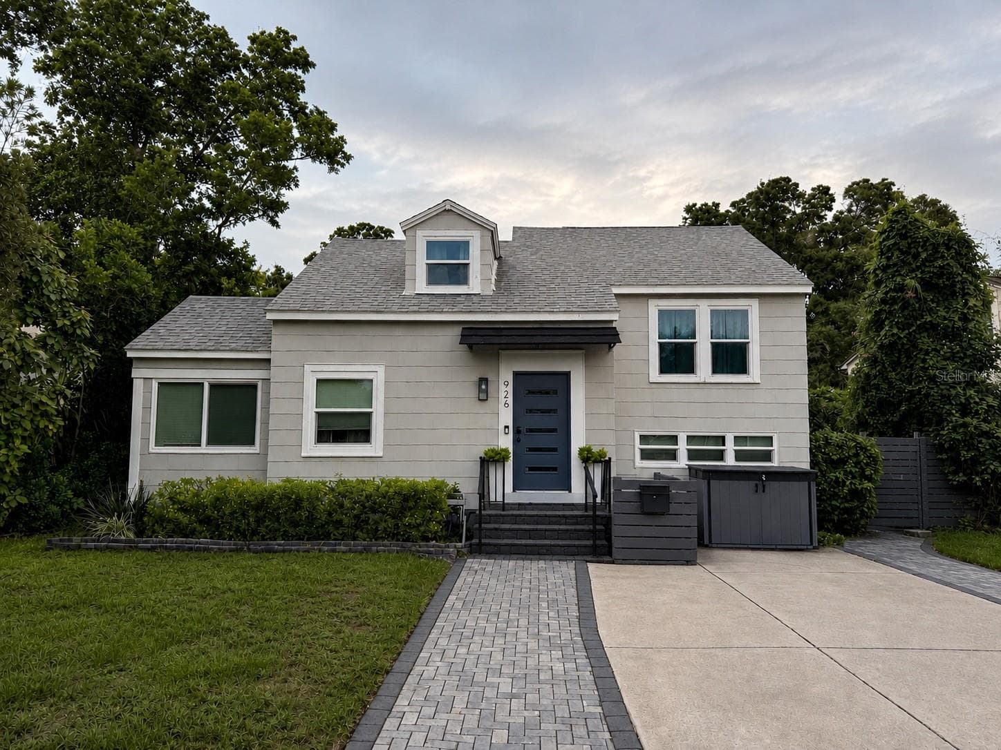 926 29th Street N