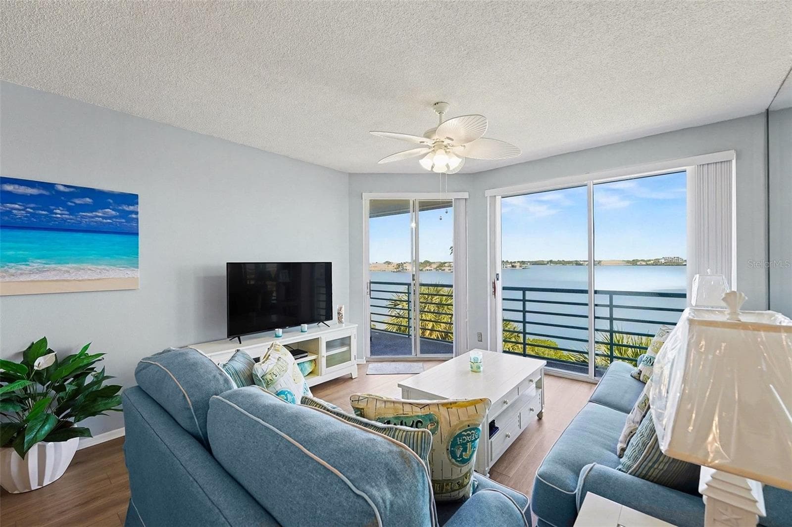 8021 Sailboat Key Boulevard S 304 photo 04