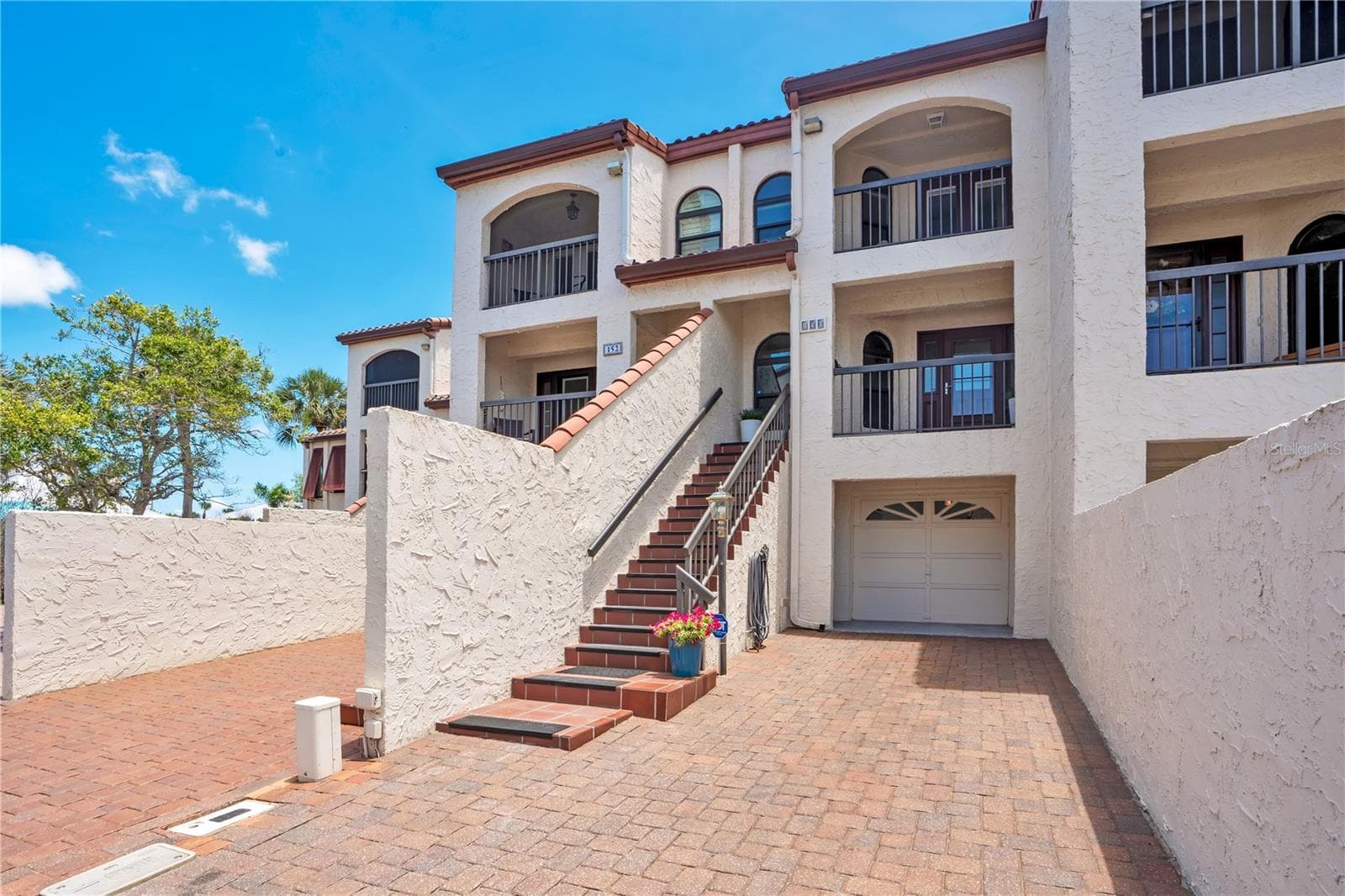 150 Marina Bay Drive photo 05