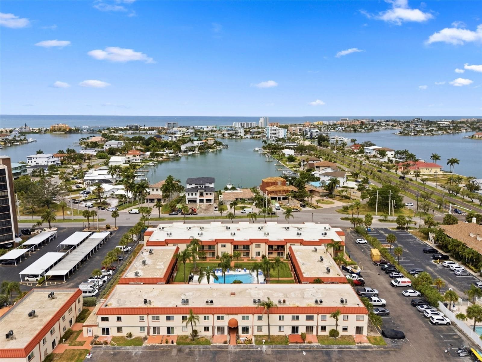 10365 Paradise Boulevard 1 photo 02