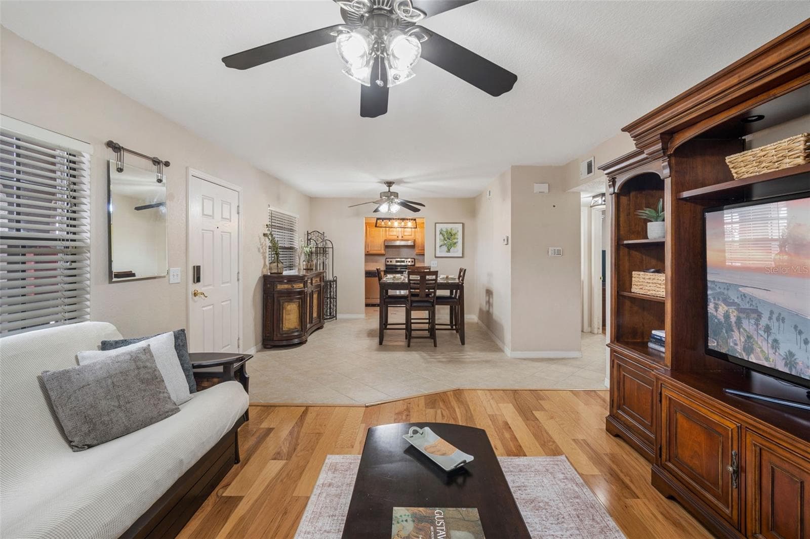 6100 Gulfport Boulevard S 402 photo 05