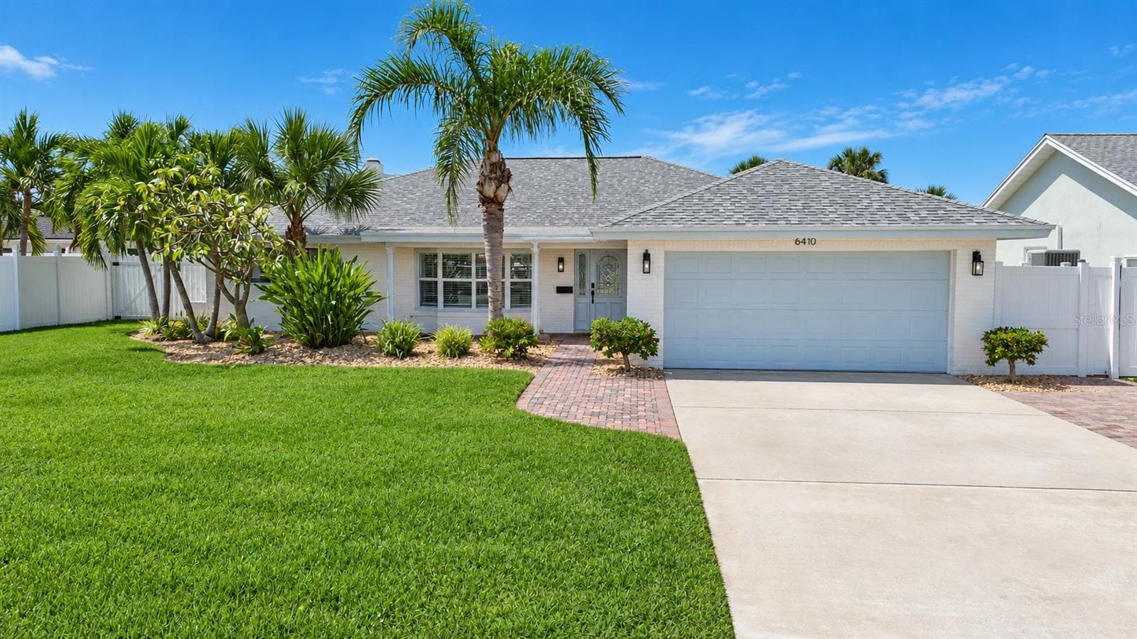 6410 3rd Palm Point photo 02