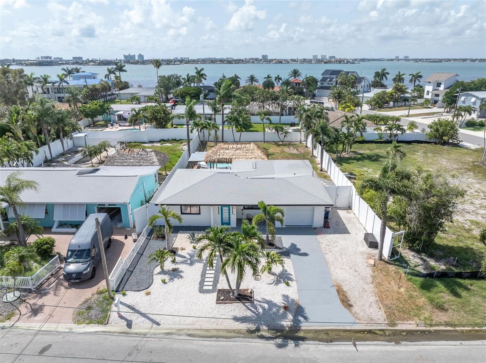 855 Boca Ciega Isle Drive photo 02