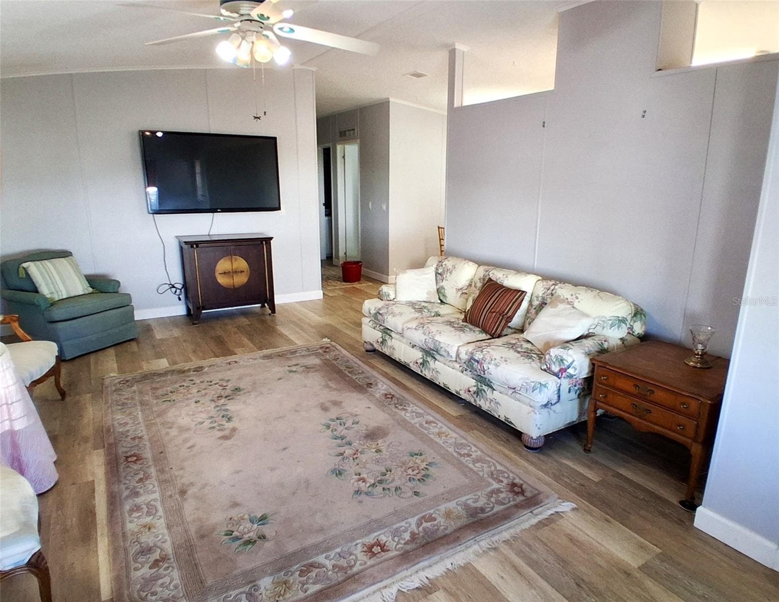 1001 Starkey Road 468 photo 04