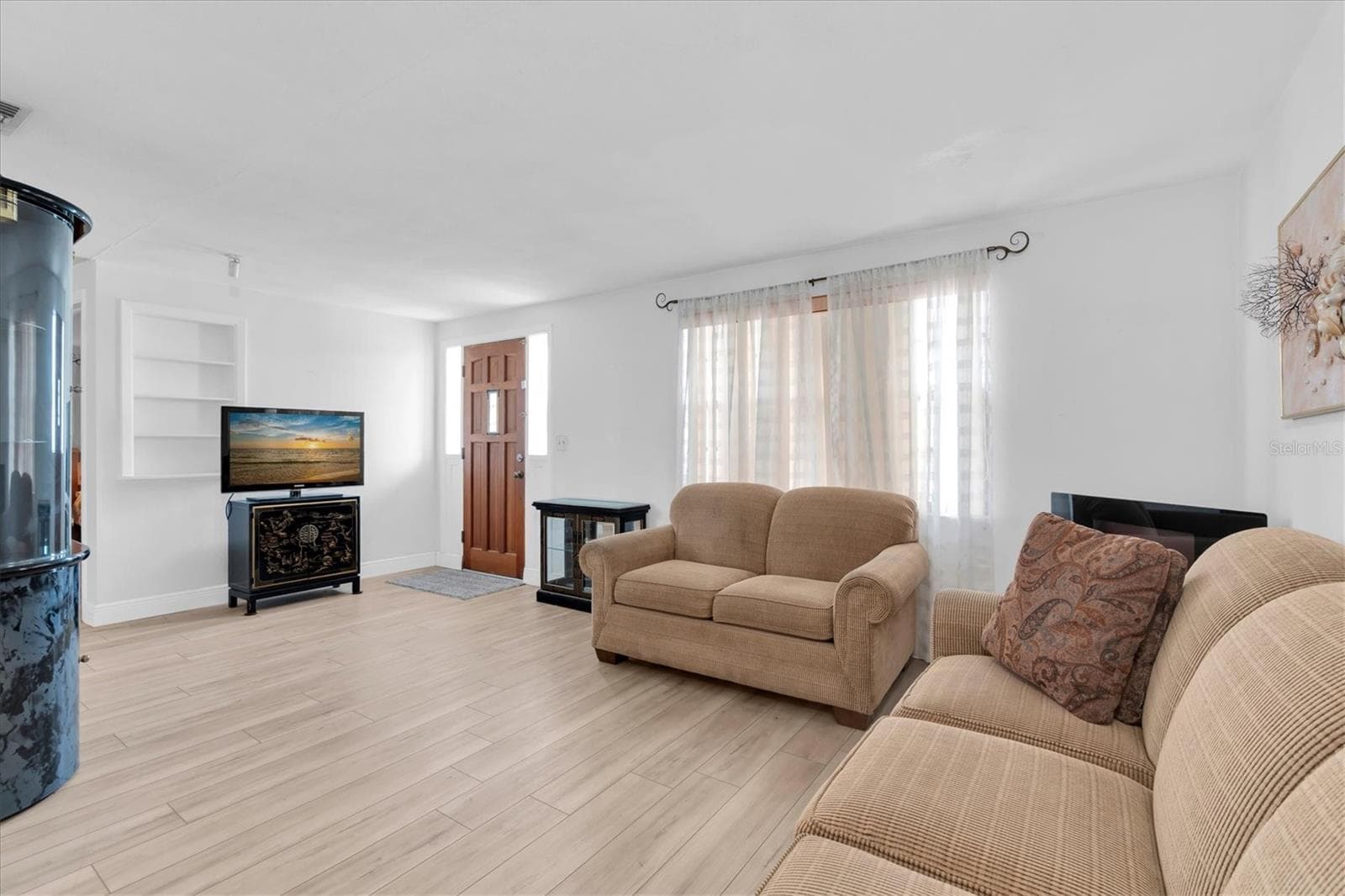 4223 Moog Road photo 04