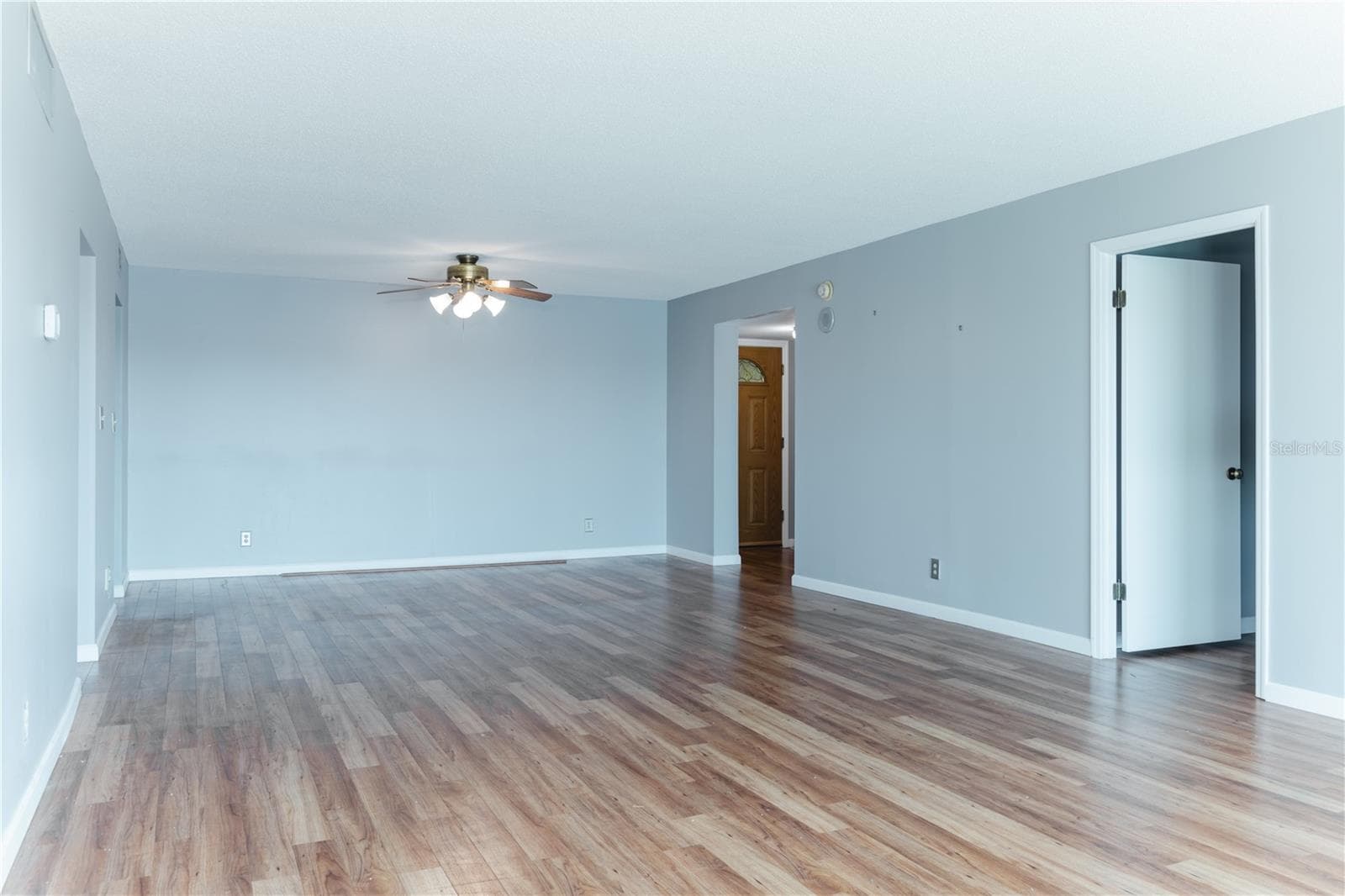 400 64th Avenue 305 photo 06