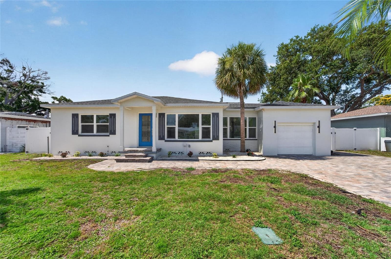 4810 Del Rio Way S photo 02