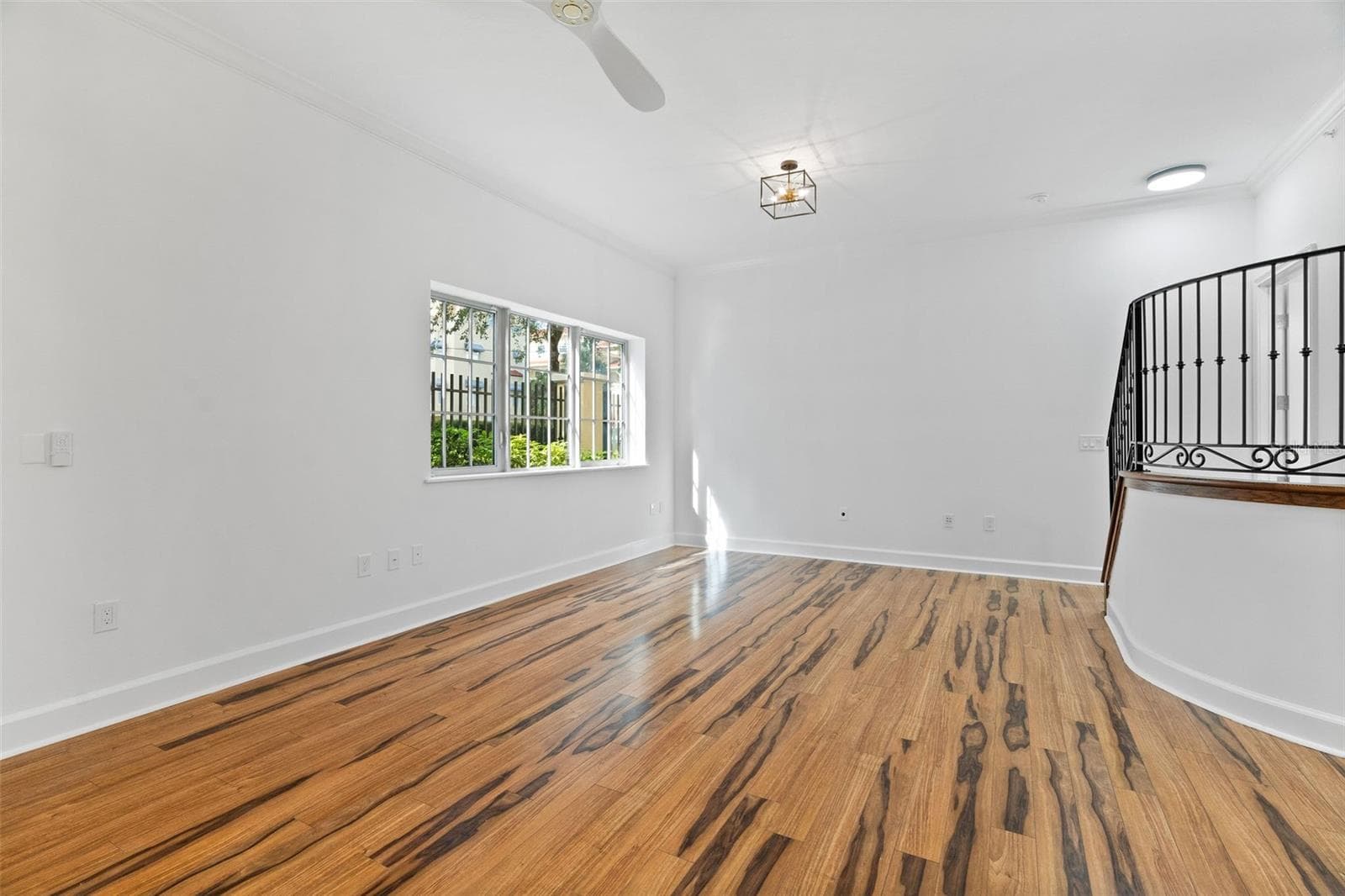 300 Beach Drive NE 309 photo 06