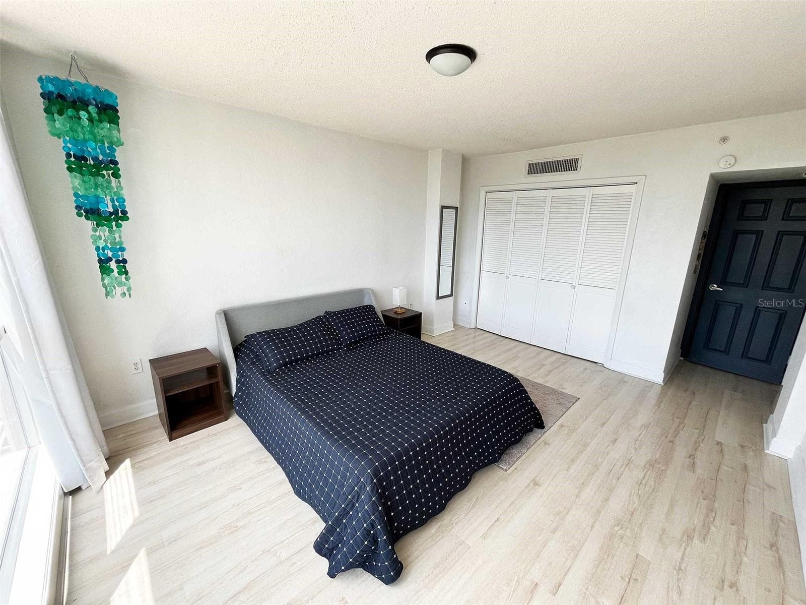 470 3rd Street S 405 photo 06