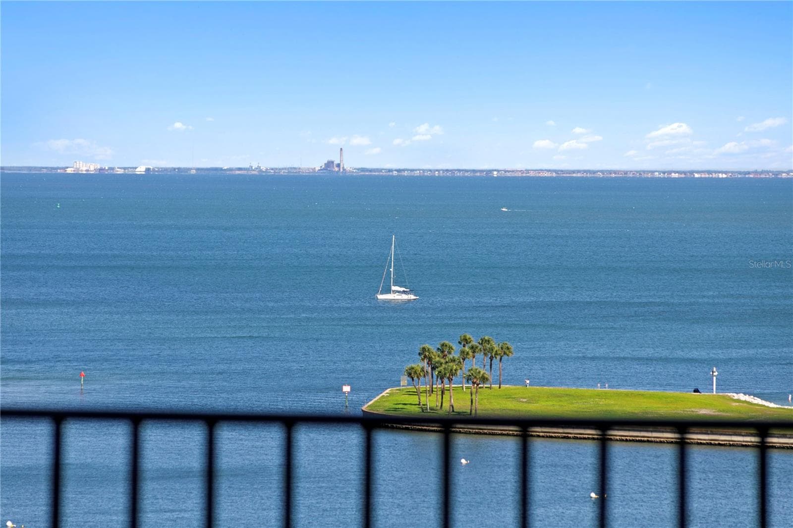 300 Beach Drive NE 1201 photo 07