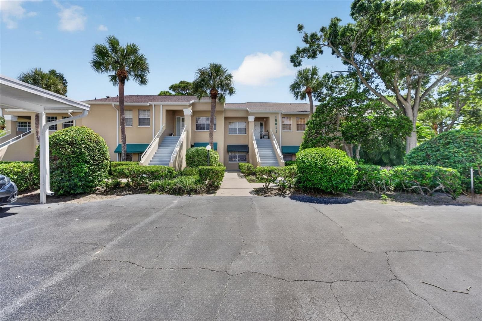 10811 Indian Hills Court 37 photo 04