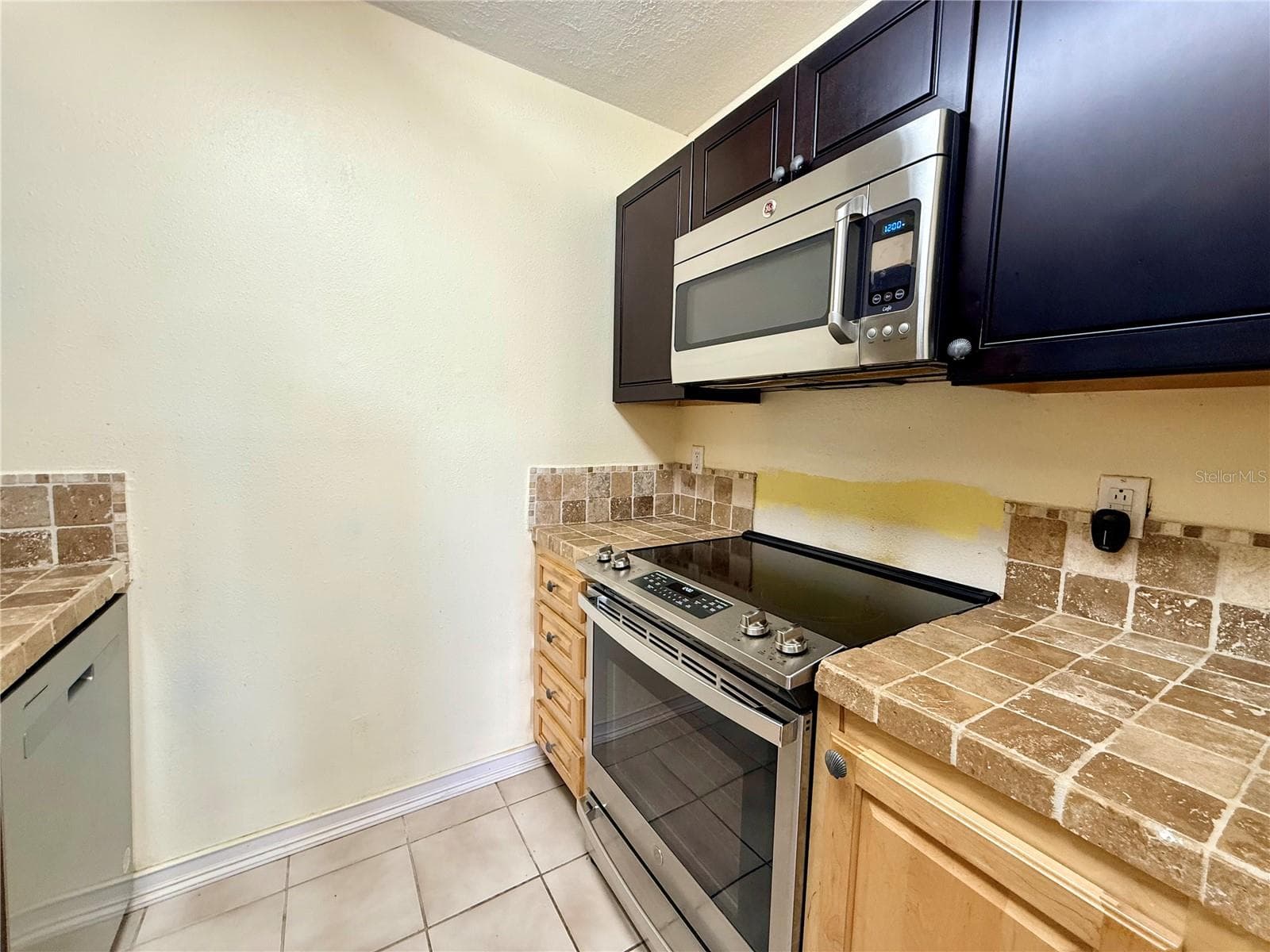 4784 Beach Drive SE B photo 05