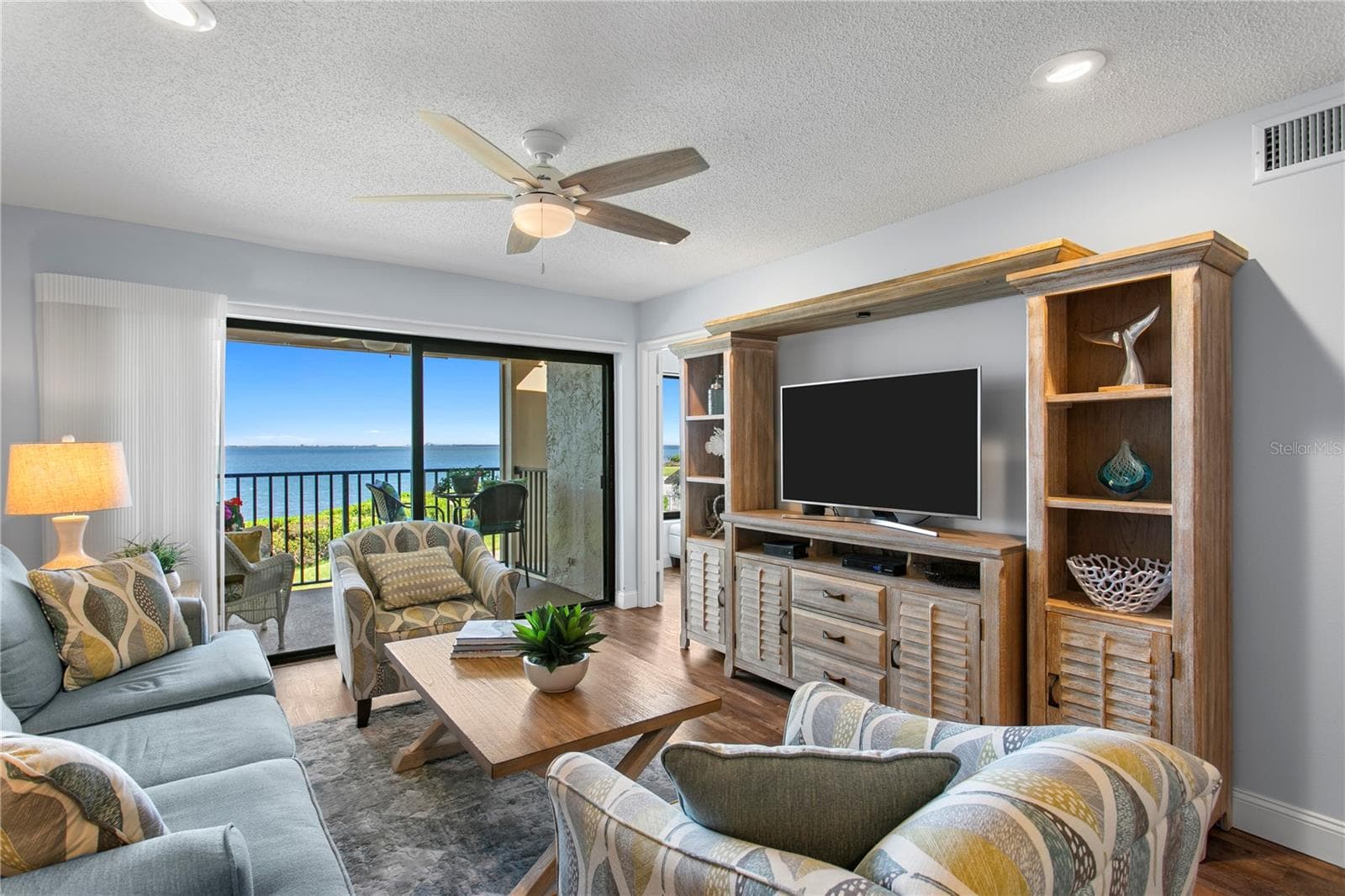 6104 Palma Del Mar Boulevard S 210 photo 05