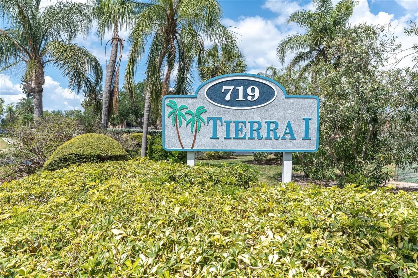 719 Pinellas Bayway S 110 photo 03