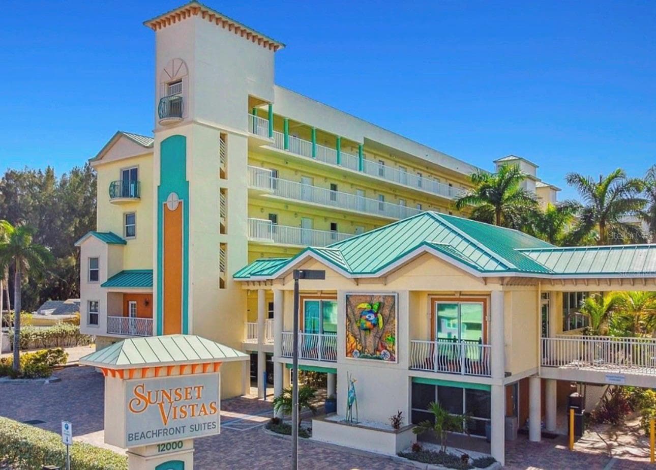 12000 Gulf Boulevard 304-W
