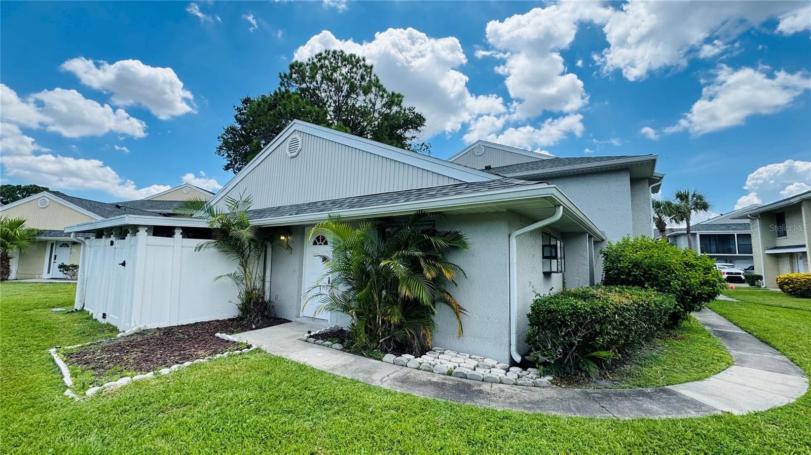 4415 Pinebark Avenue 48-4 photo 02