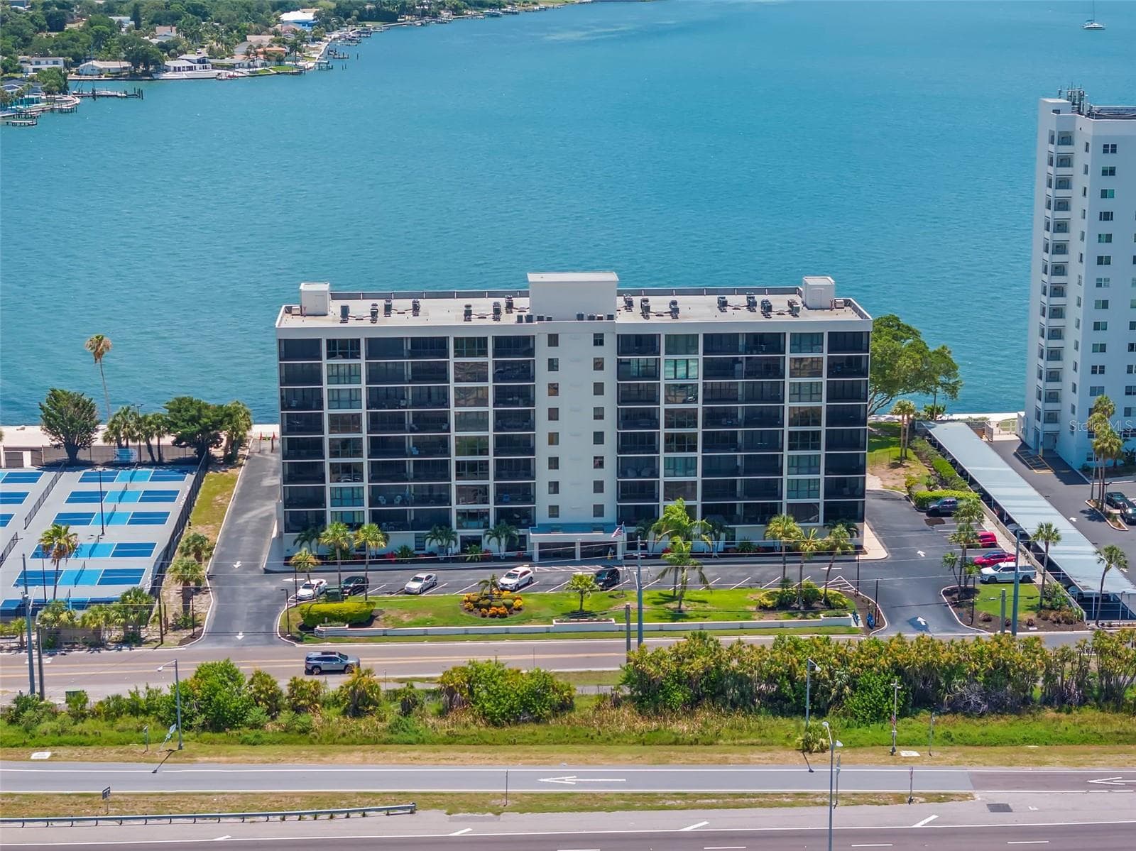 7100 Sunshine Skyway Lane S 703 photo 02