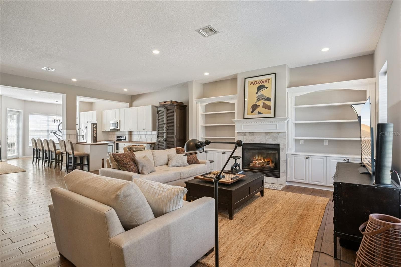 323 Celebration Boulevard photo 06