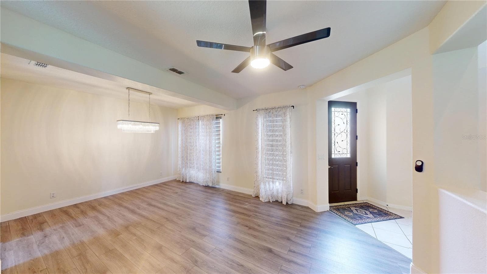 3044 Camino Real Drive S photo 02