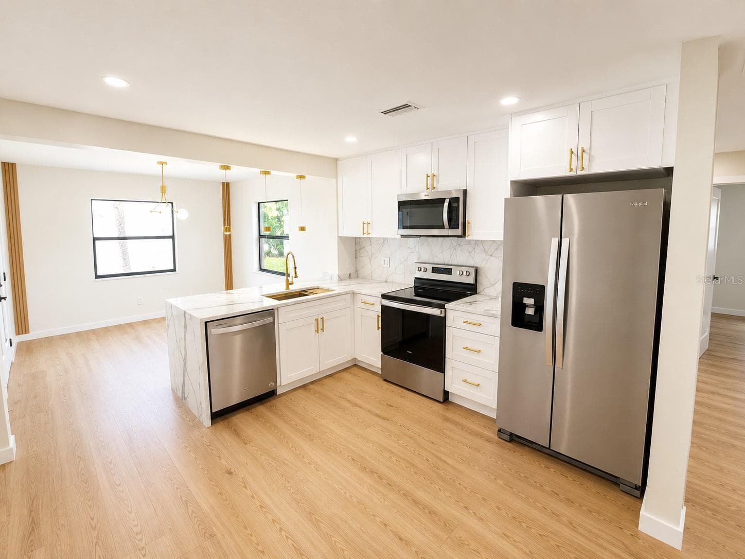 8120 7th Street N photo 06