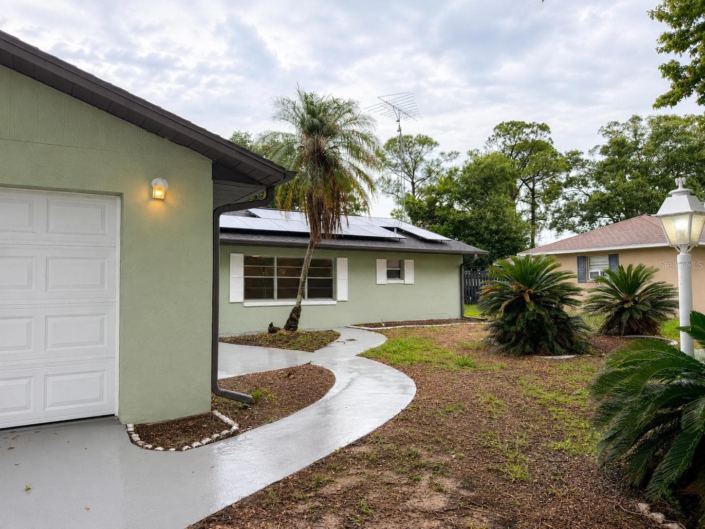 4401 Maderia Avenue photo 02