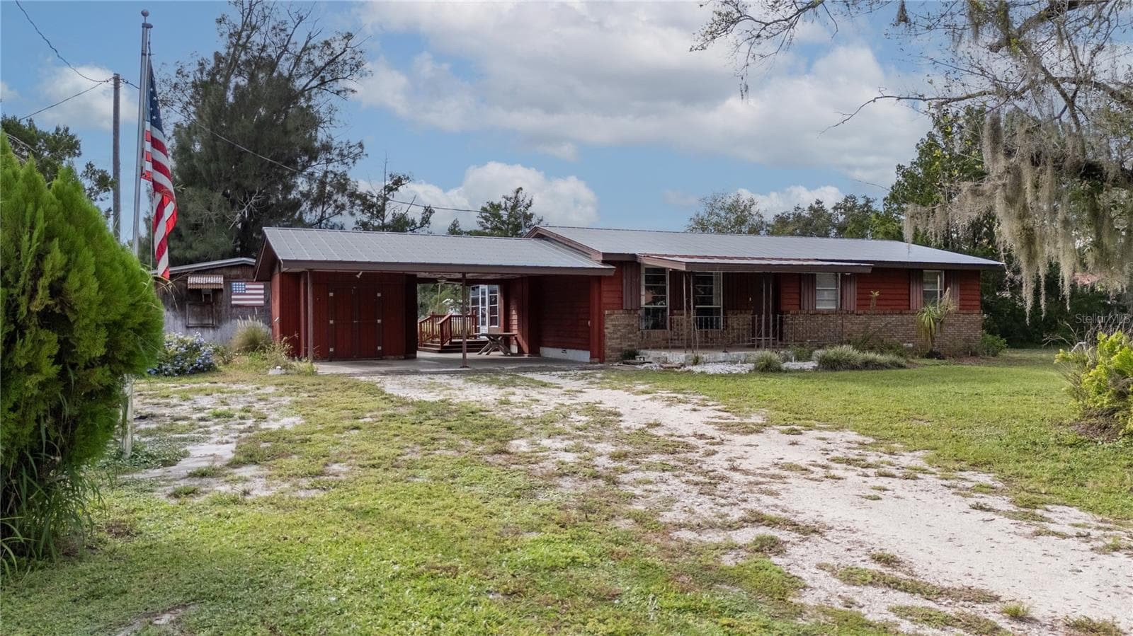 6443 NE County Road 660