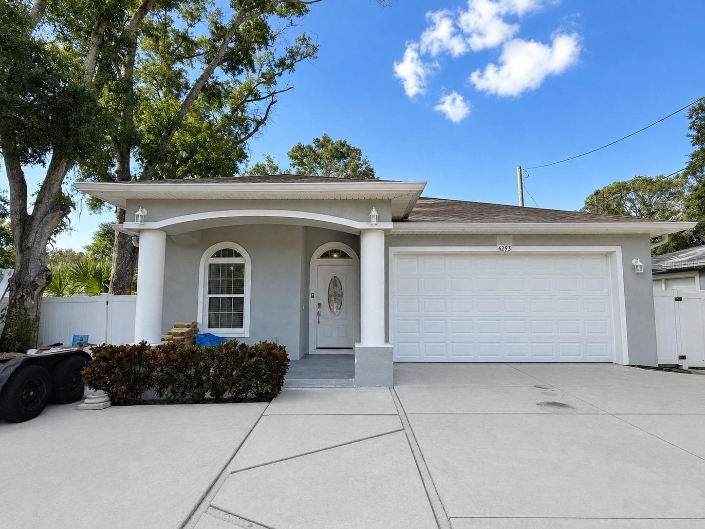 4293 W Humphrey Street photo 02