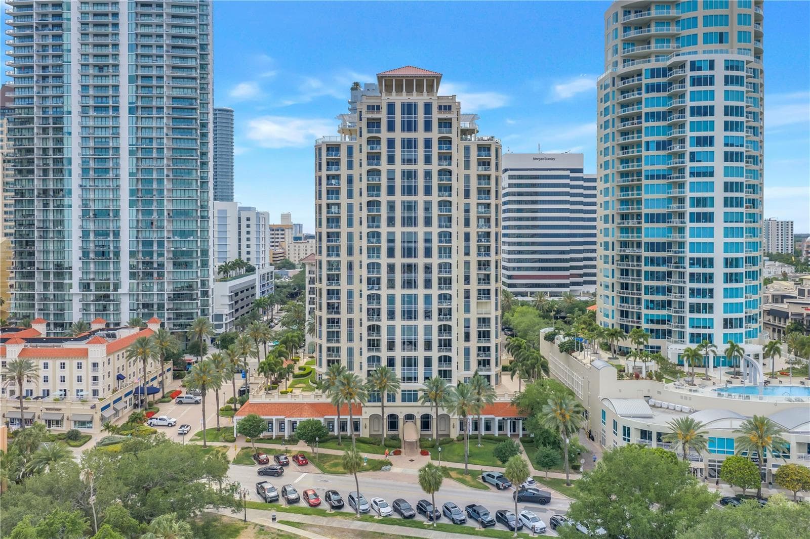 100 Beach Drive NE 702